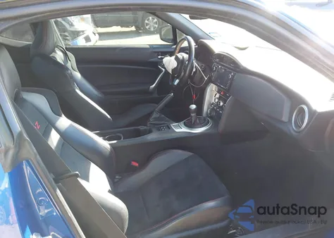 2020 Subaru Brz Limited из США, поврежденный, VIN JF1ZCAC14L8700365